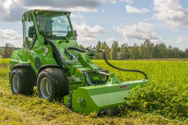 Avant 750 Flail Mower 01