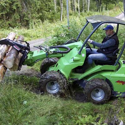Avant with log grab
